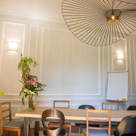 Chez Agnes Couette-café *